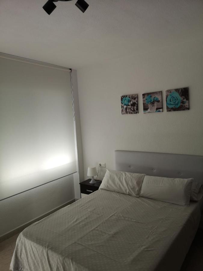 Apartamento 60 M2 En La Playa Torre de Benagalbon Buitenkant foto