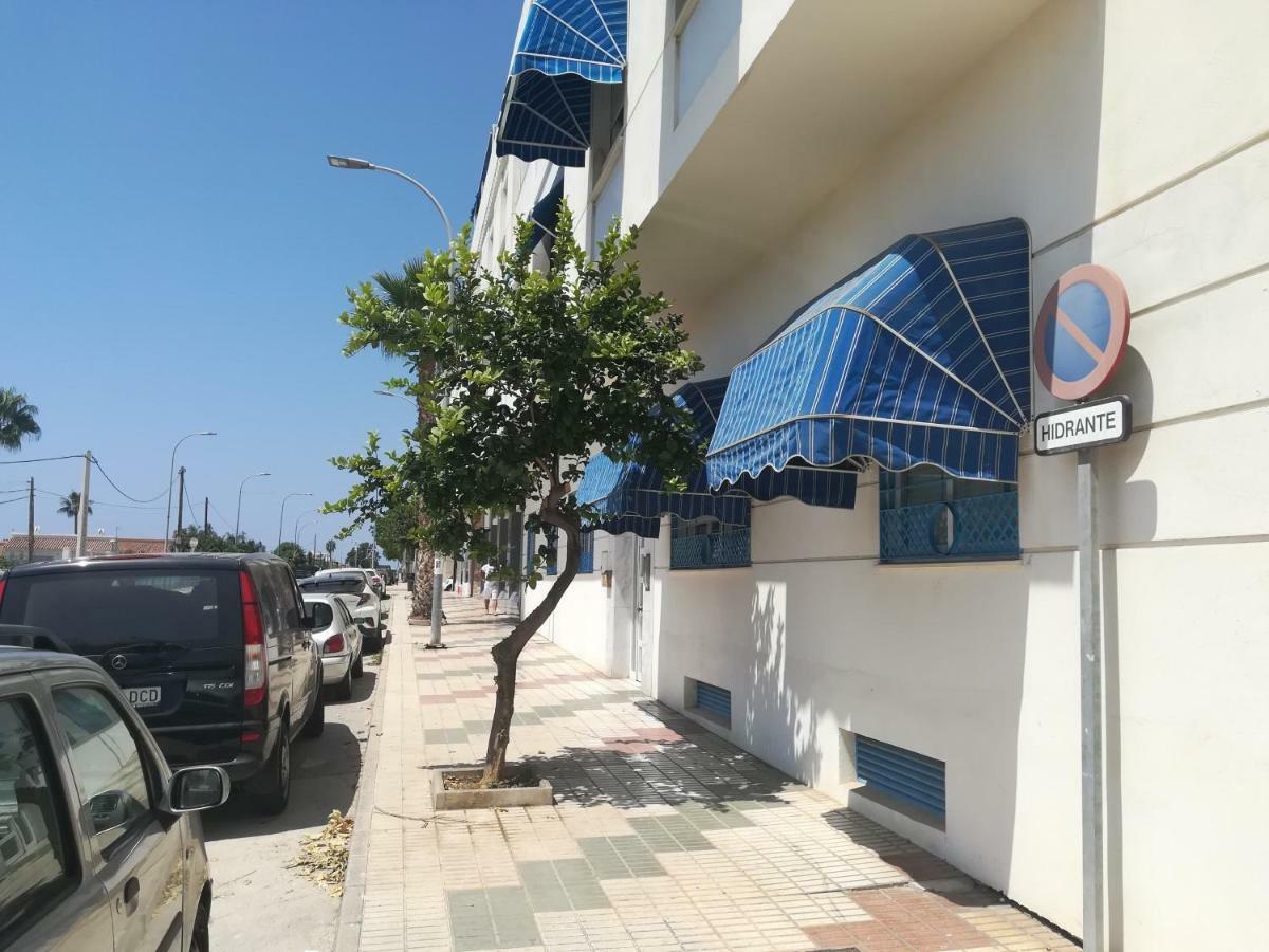 Apartamento 60 M2 En La Playa Torre de Benagalbon Buitenkant foto